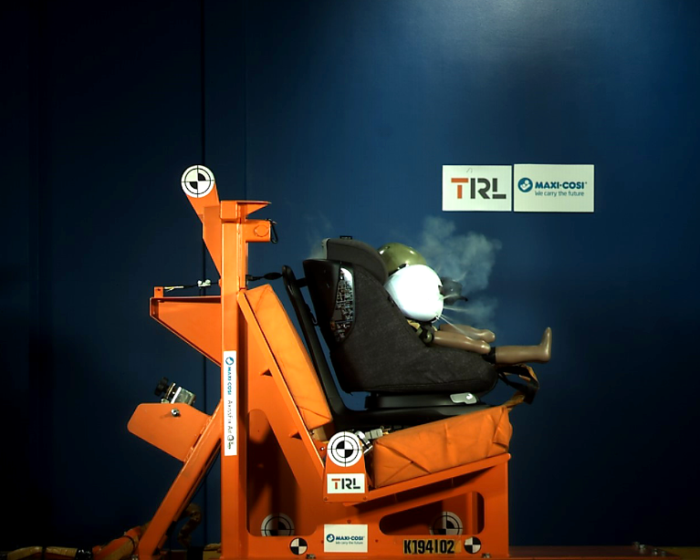 Maxi-Cosi AxissFix Air Launch